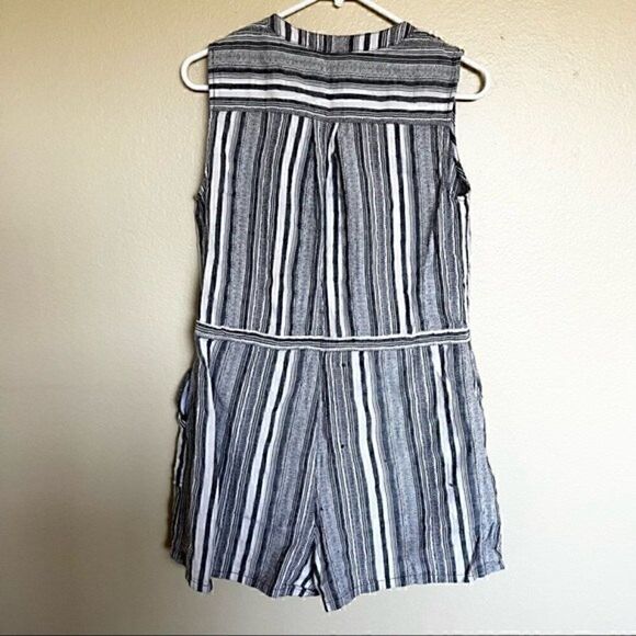 Universal Thread 100% Cotton Stripe Romper - Picture 5 of 15